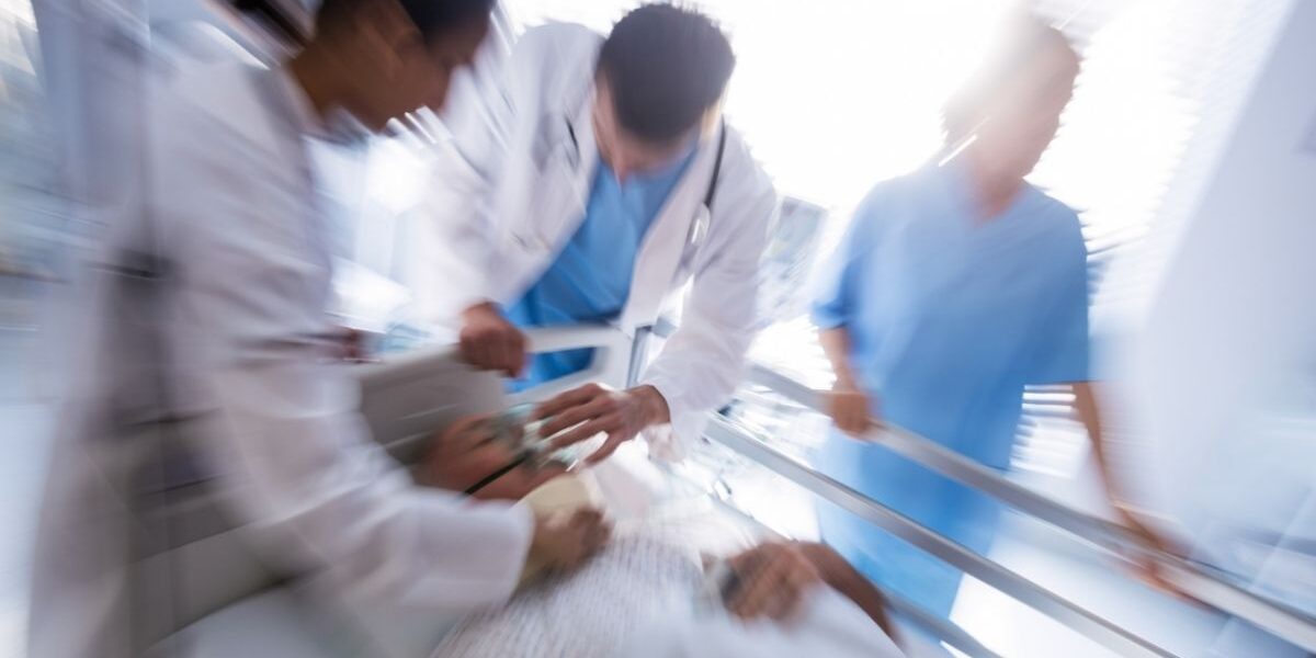 cómo proceder para denunciar negligencias médicas