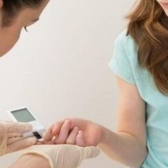 Manejo y control de las enfermedades crónicas de los alumnos